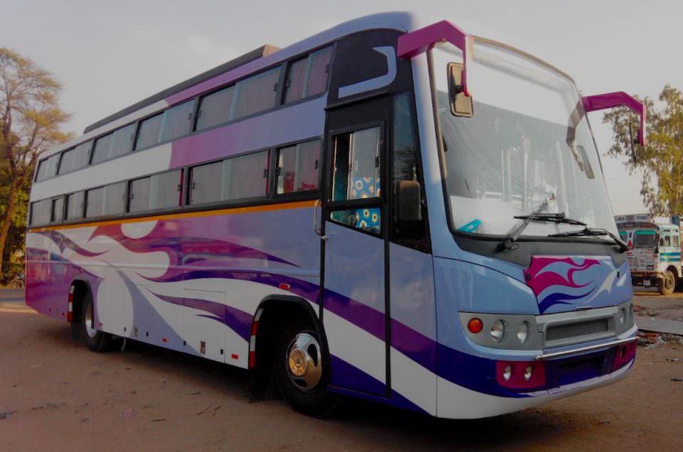 bus tour packages from pune