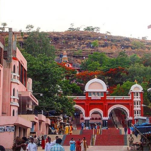 Car rental for Chaturshringi Temple